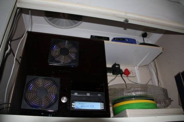 01_ServerRoom.jpg