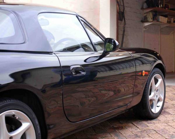 Mazda2.jpg